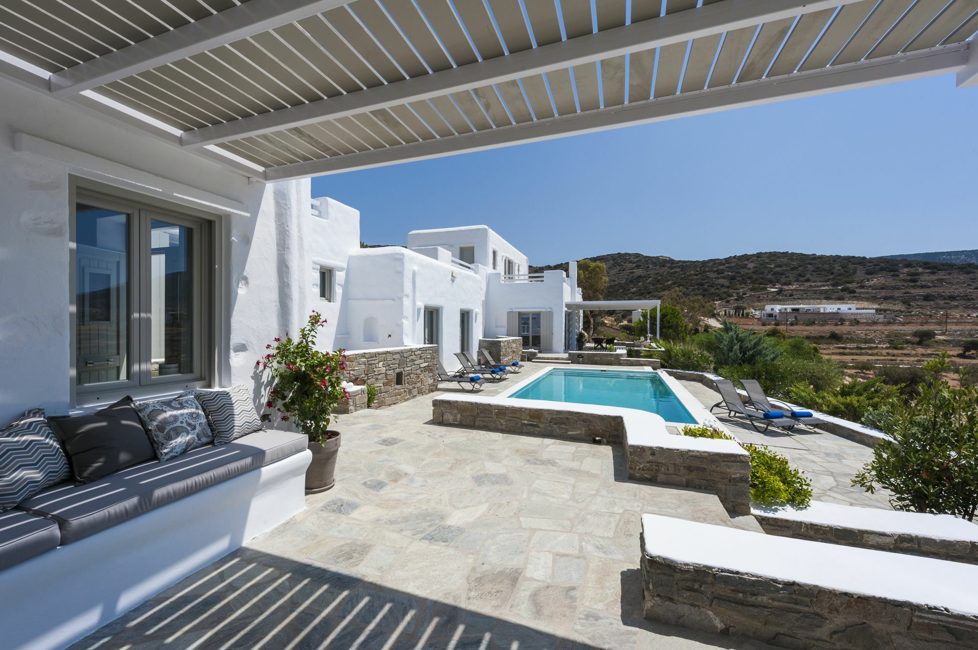 Niriides Luxury Villas Alikí Eksteriør bilde
