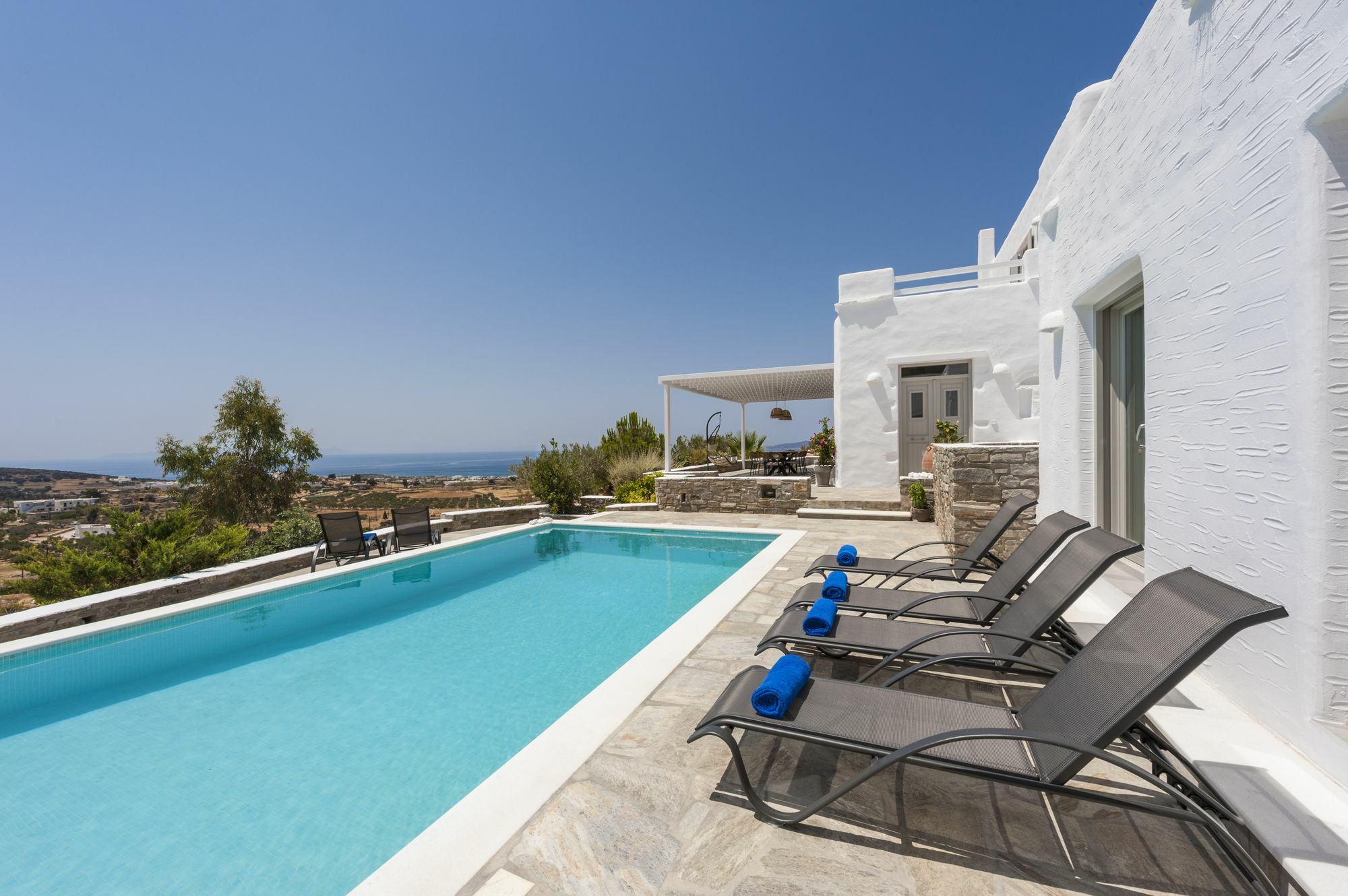 Niriides Luxury Villas Alikí Eksteriør bilde